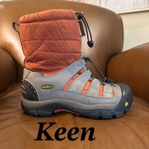 KEEN Shellback Snow boots Size 7